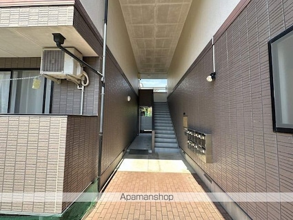 茜館[1DK/35m2]の共用部1