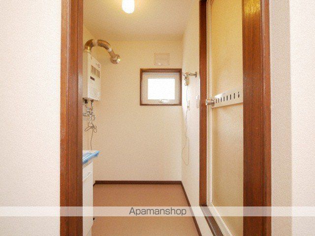 ホワイトコートカヤ伏見の内装写真