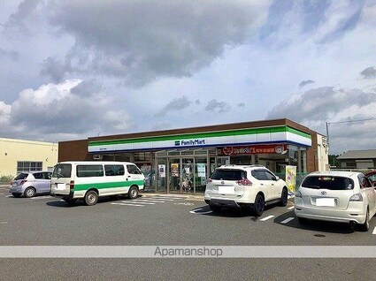 千葉県成田市西三里塚[1LDK/50.01m2]の周辺3