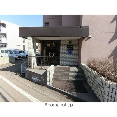 栄通り5IKハイツの玄関写真
