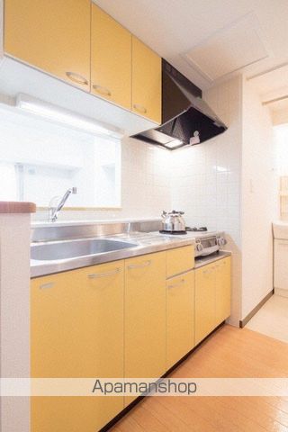 LOVAGEの内装写真