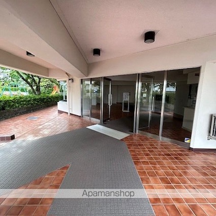 エルシティ草津２番館[3LDK/64.38m2]のエントランス1