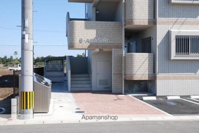 S・ASAGIRIの玄関写真