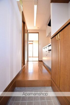 ハイネス子平町[1K/25m2]の玄関