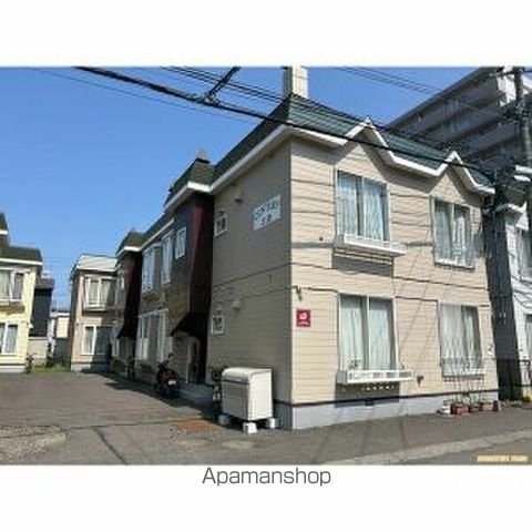 センチュリー21B棟の外観写真