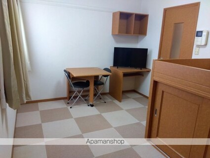 レオパレスメルピーチＳＵＺＵ[1K/26.08m2]のリビング・居間