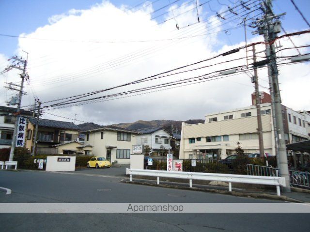 LA TOURの周辺写真