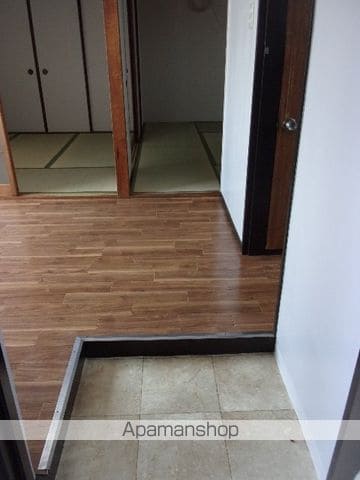 虹ヶ丘マンションの内装写真