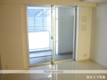 コンフォリア東池袋ＷＥＳＴ[1R/21.47m2]のリビング・居間