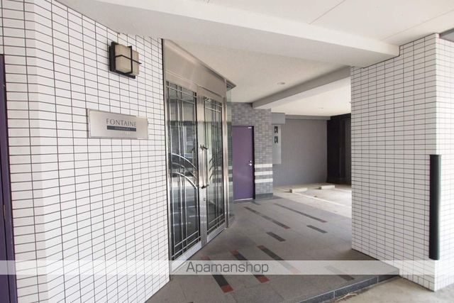 フォンテーヌ豊平の玄関写真