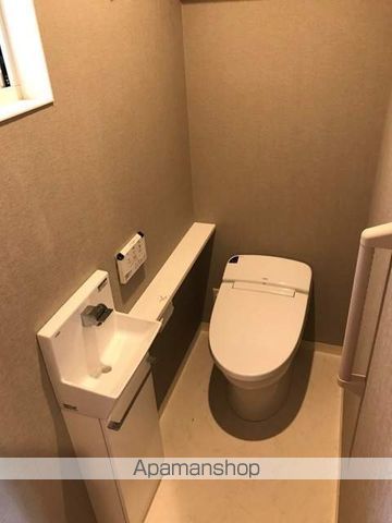 ヒューゲル夙川の内装写真