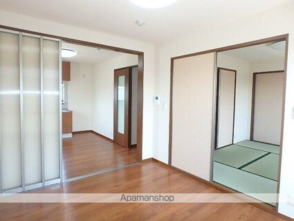 サンライズ杉山[2K/43.54m2]のリビング・居間