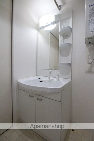 メニーズコート山鼻の内装写真