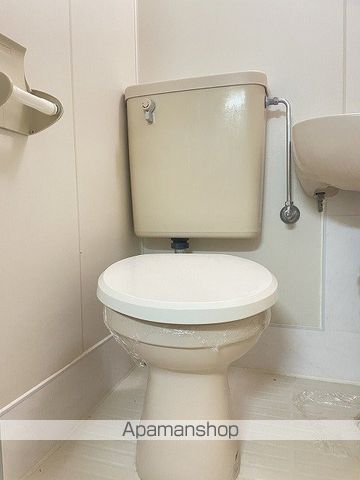 ロイヤルハイツ池田の内装写真