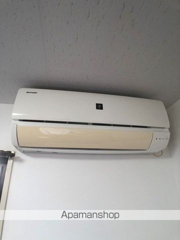 ロイヤルイーストの内装写真