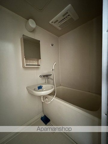ミッションデルタの内装写真