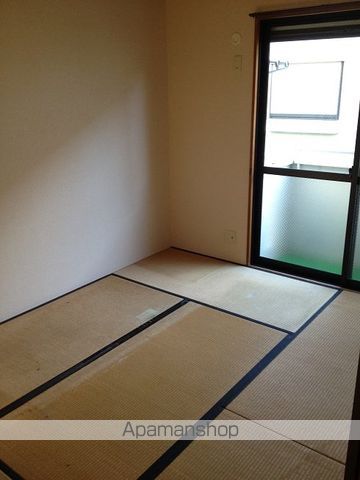 ピッコロモンドF棟の内装写真