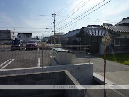 アリビオレジデンシア[3LDK/75m2]の周辺1