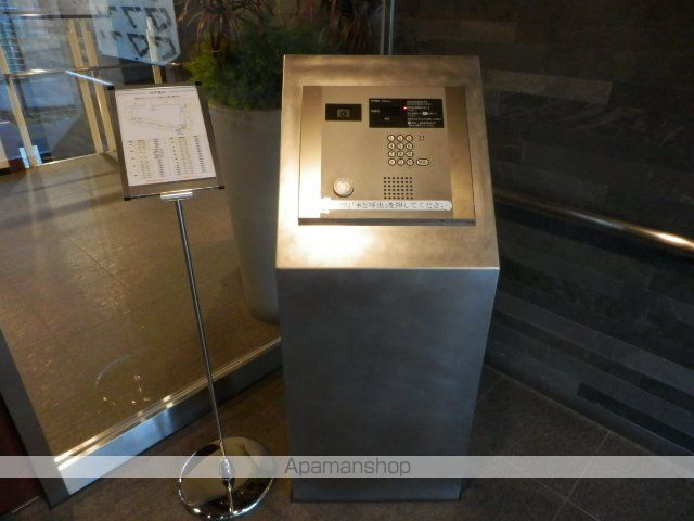 パークキューブ西ヶ原ステージの玄関写真