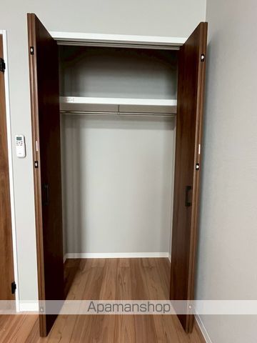 Avantiの内装写真