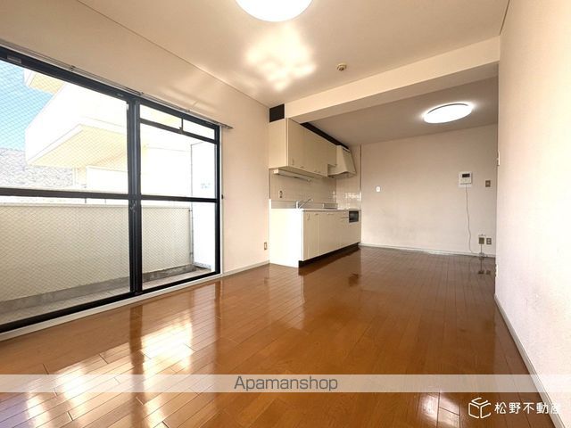 青葉台マンションの内装写真