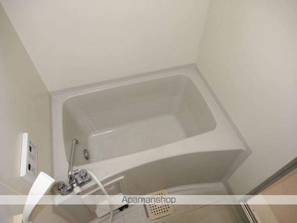 グランディール中村Ａ[3K/50.39m2]のバス