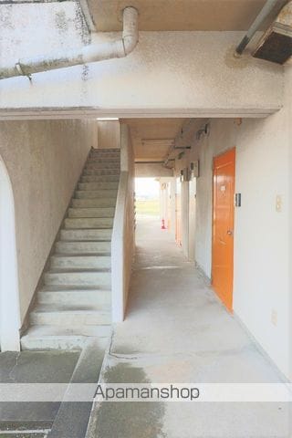 レジデンスたかの玄関写真