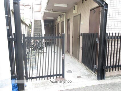 サニーハイツ[1R/16.9m2]のエントランス