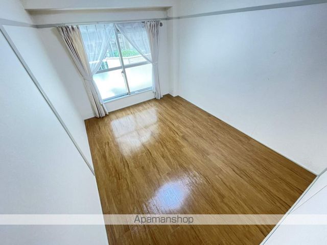 ミスターK上新庄の内装写真