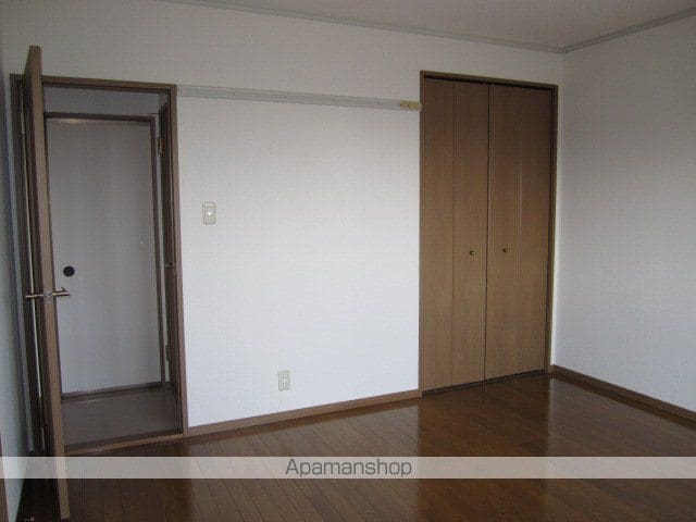 メゾンルトンBの外観写真