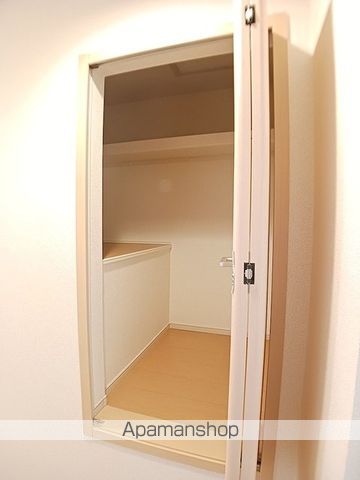 メーディオ・ノールの内装写真