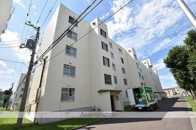 ビレッジハウス新川6号棟の外観写真
