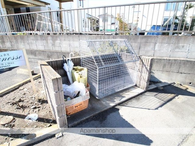 ジュネスの内装写真