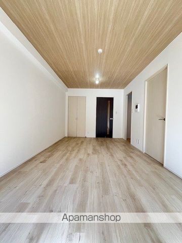 レジディア根岸の内装写真