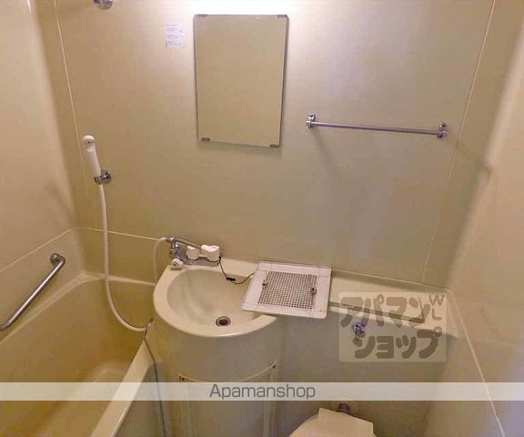 ロイヤルコーポタカハラの内装写真