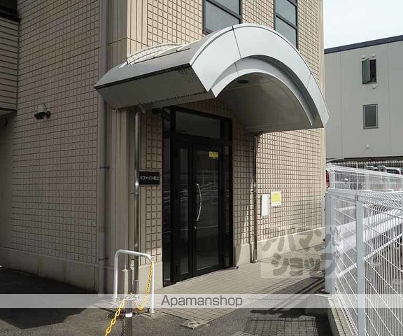 リファイン椥辻の外観写真