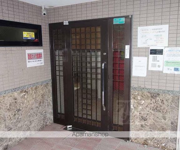メゾン桂川の玄関写真