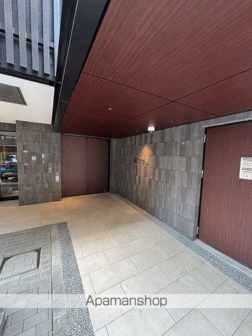 METROSA谷町六丁目ノースの玄関写真