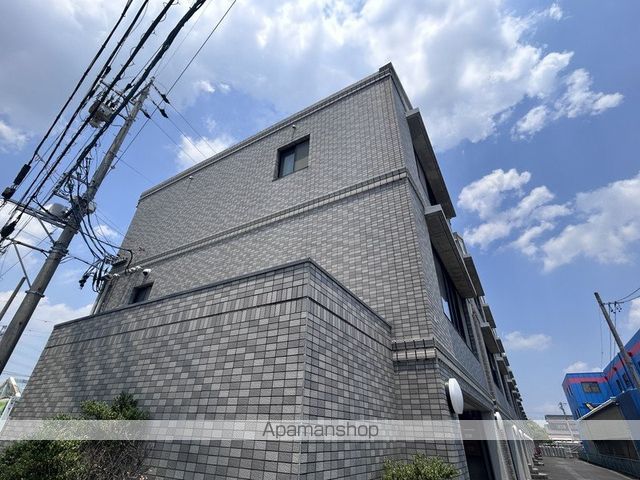 ファミール井ヶ谷Aの外観写真