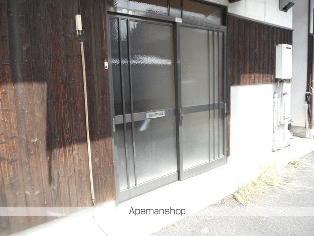 予讃線 伊予西条駅 徒歩23分 1階建 築38年の玄関写真
