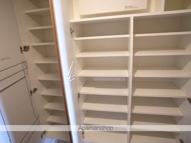 ライオンズタワー柏の内装写真