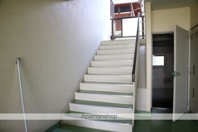 津田NSマンションの玄関写真