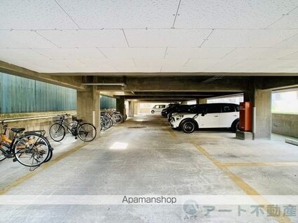 愛媛県松山市祇園町[1K/30m2]の駐車場2