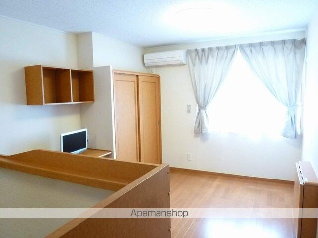 レオパレスタイラ[1K/23.61m2]のリビング・居間