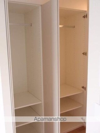 ザ・パークハビオ高円寺[1R/25.01m2]の収納2