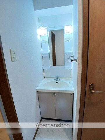 コンフォート茶臼山Bの内装写真