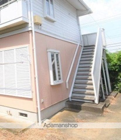 グランドヒル岡上Bの玄関写真