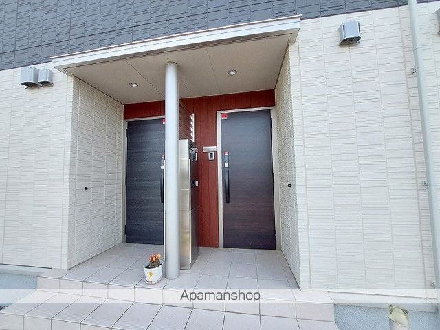 エヴァーグリーンの玄関写真