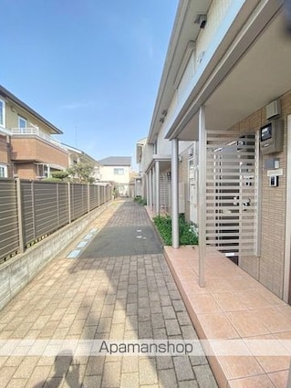 アプローズコート[1LDK/50.82m2]のエントランス1