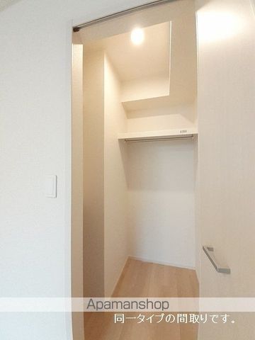 ロータス三室 Fの内装写真
